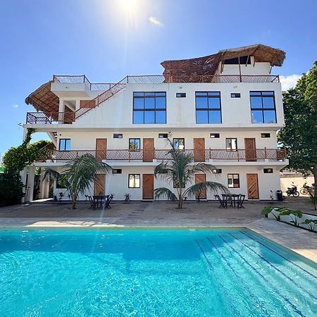 Mexhe Hotel Ел Куйо Екстериор снимка