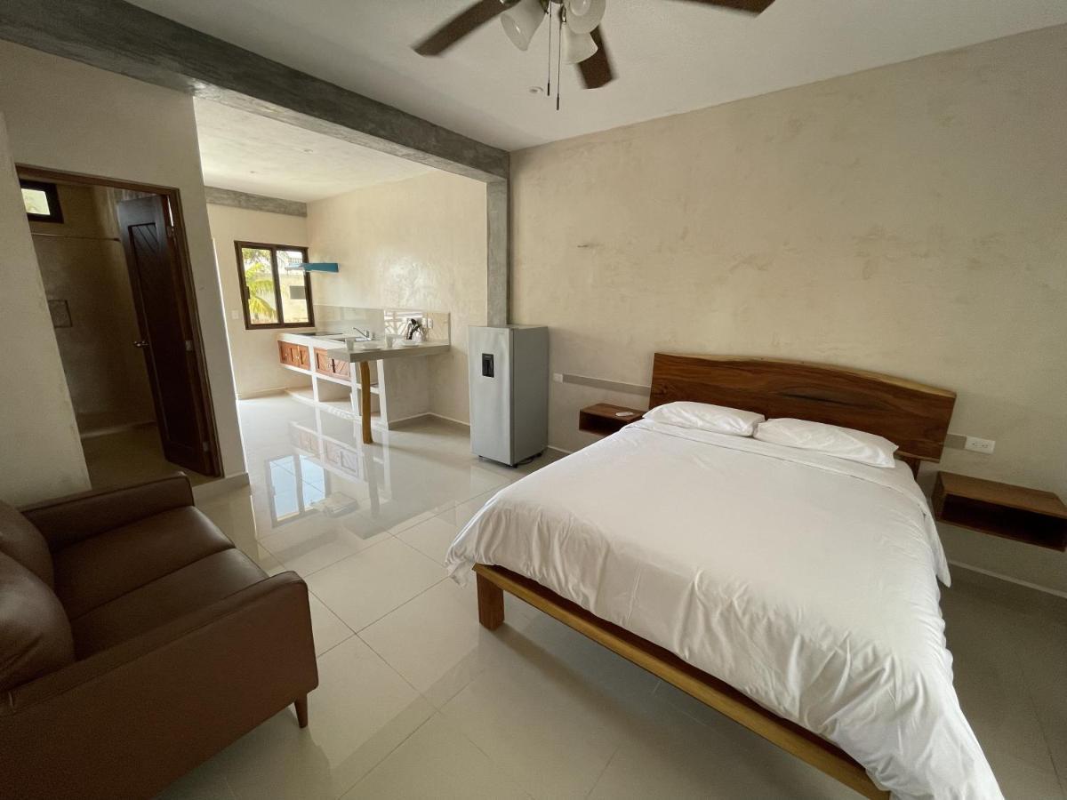 Mexhe Hotel Ел Куйо Екстериор снимка