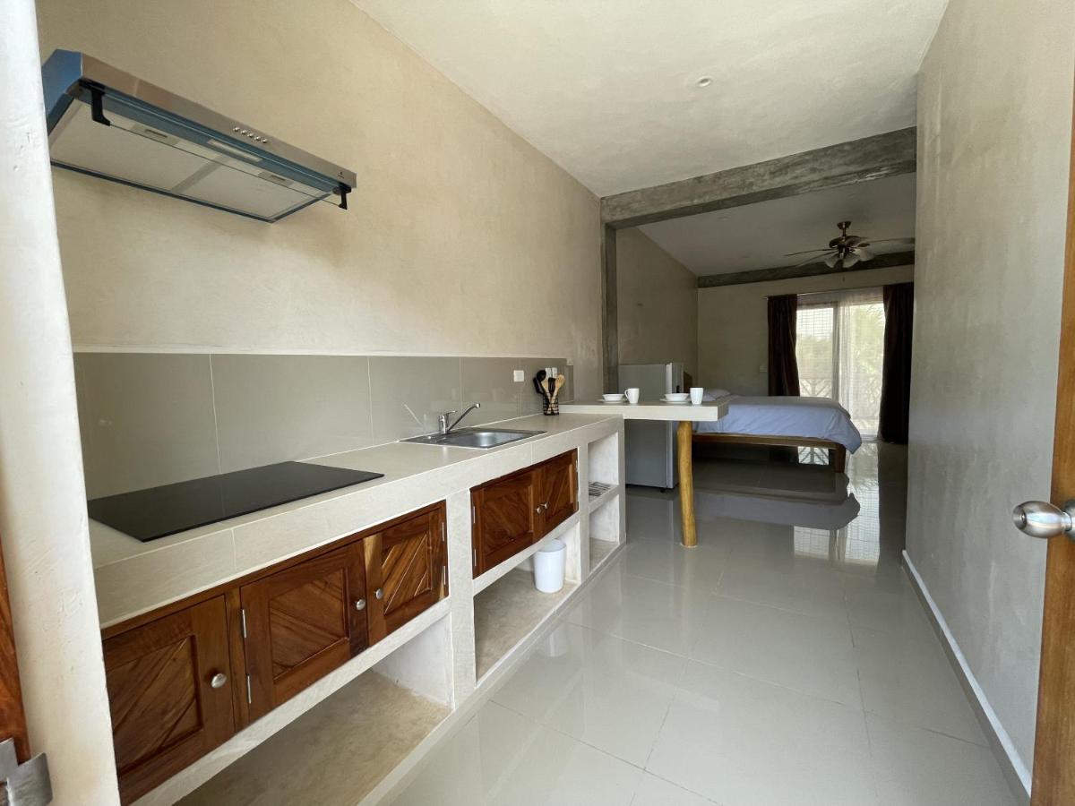 Mexhe Hotel Ел Куйо Екстериор снимка