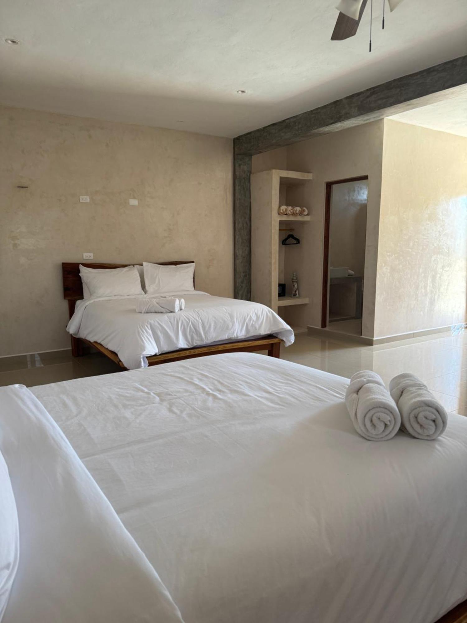 Mexhe Hotel Ел Куйо Екстериор снимка