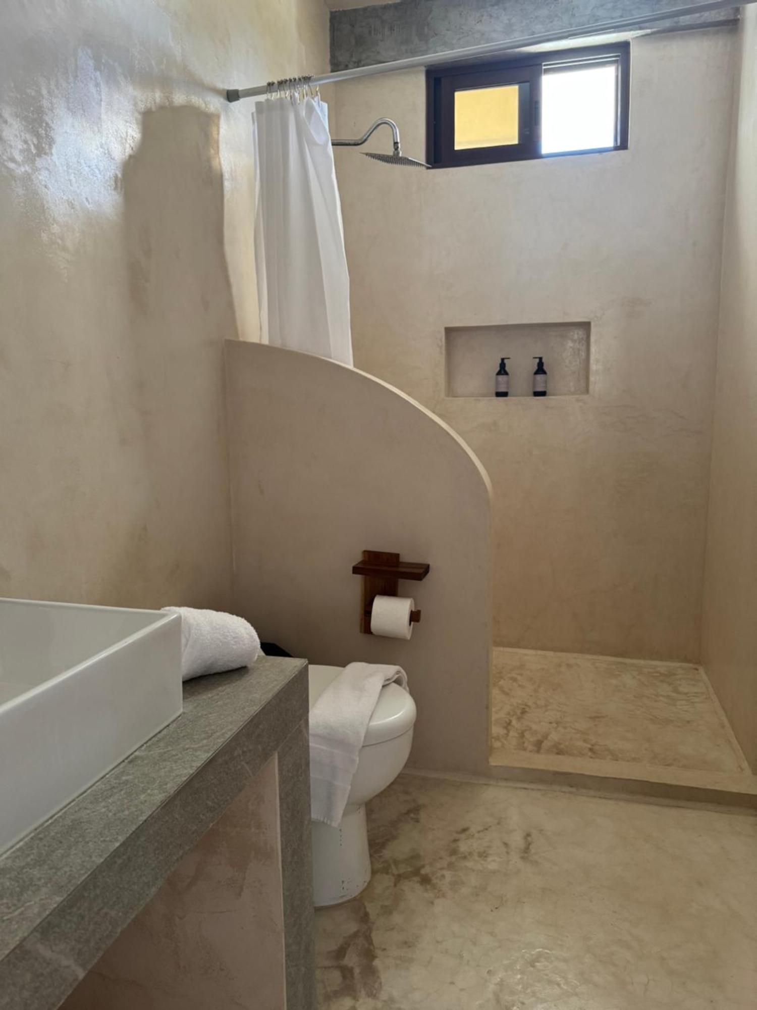 Mexhe Hotel Ел Куйо Екстериор снимка